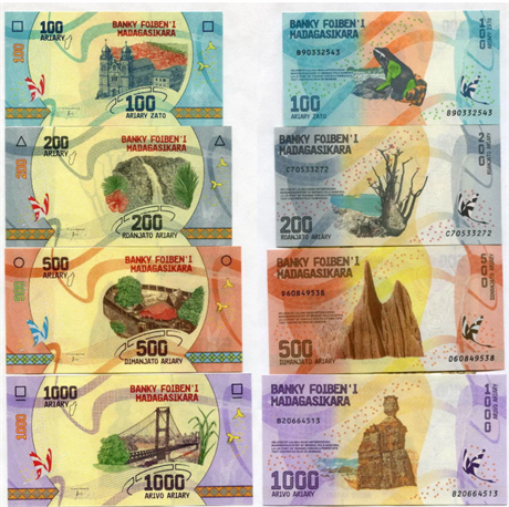 Набор из 4-х банкнот - 100,200,500 и 1000 ариари, Мадагаскар, 2017, UNC 17121